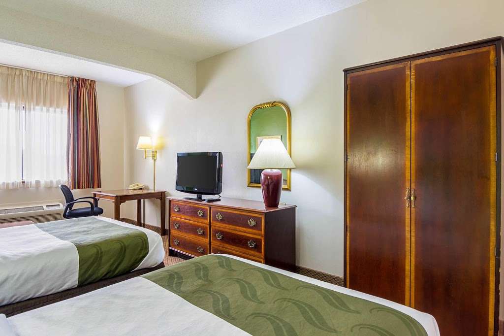 Quality Inn & Suites Kearneysville - Martinsburg | 1937 Short Rd, Kearneysville, WV 25430, USA | Phone: (304) 263-8888