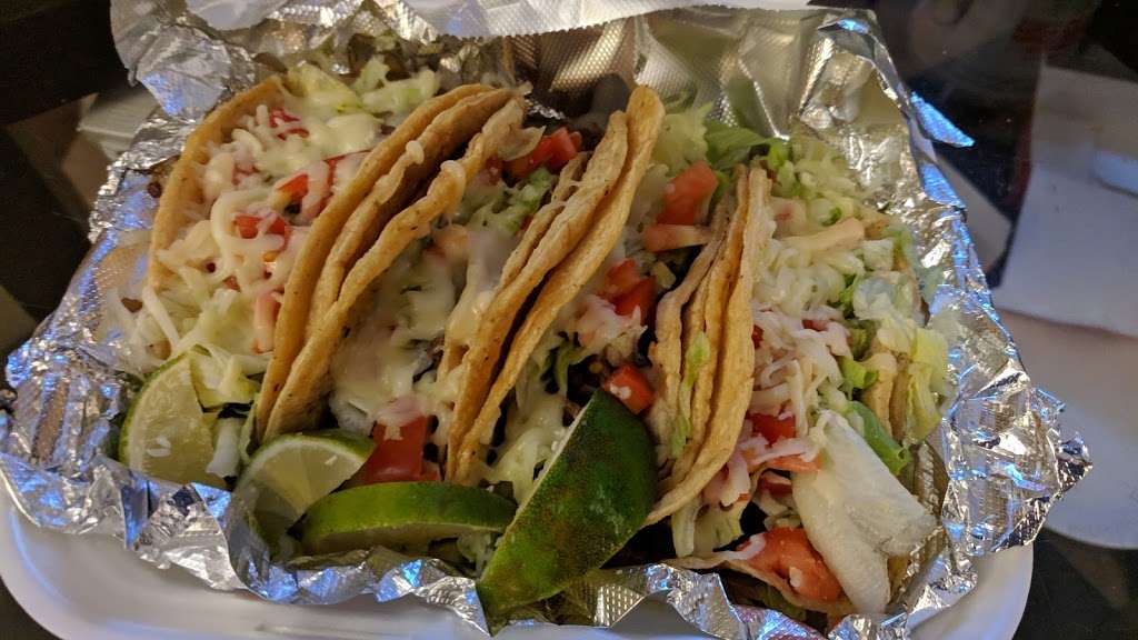 Mas Tacos | 8020 Kennedy Ave, Highland, IN 46322 | Phone: (219) 301-5077