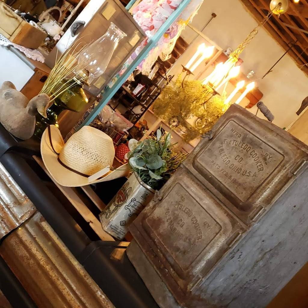 Fresh From The Farm, Vintage Farm Decor & More | 1836 Candelaria Rd NW, Albuquerque, NM 87107, USA | Phone: (505) 974-3064