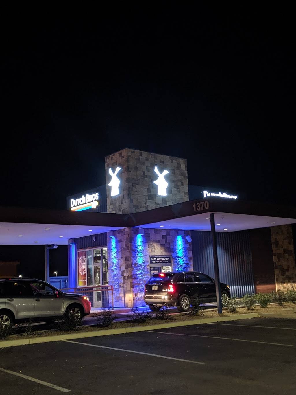 Dutch Bros Coffee | 1370 S Higley Rd, Gilbert, AZ 85206, USA | Phone: (541) 955-4700