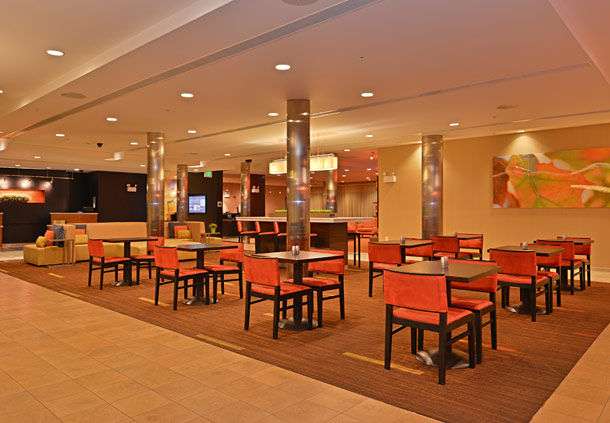 Courtyard by Marriott Burlington Mt. Holly/Westampton | 30 Western Dr, Westampton, NJ 08060, USA | Phone: (609) 261-6161