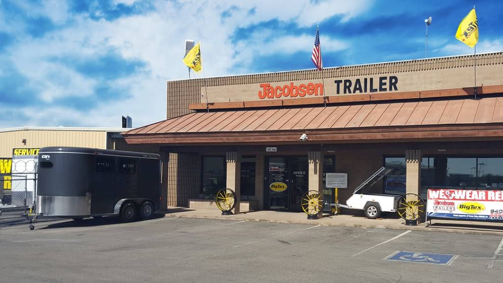 Jacobsen Trailers | 1128 E South Ave, Fowler, CA 93625, USA | Phone: (559) 354-6161