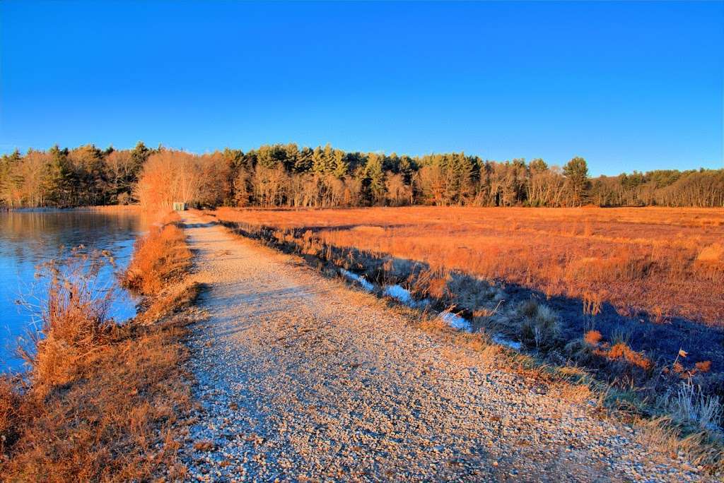 Cranberry Bog Parking | CARL-30-2-0, Carlisle, MA 01741, USA