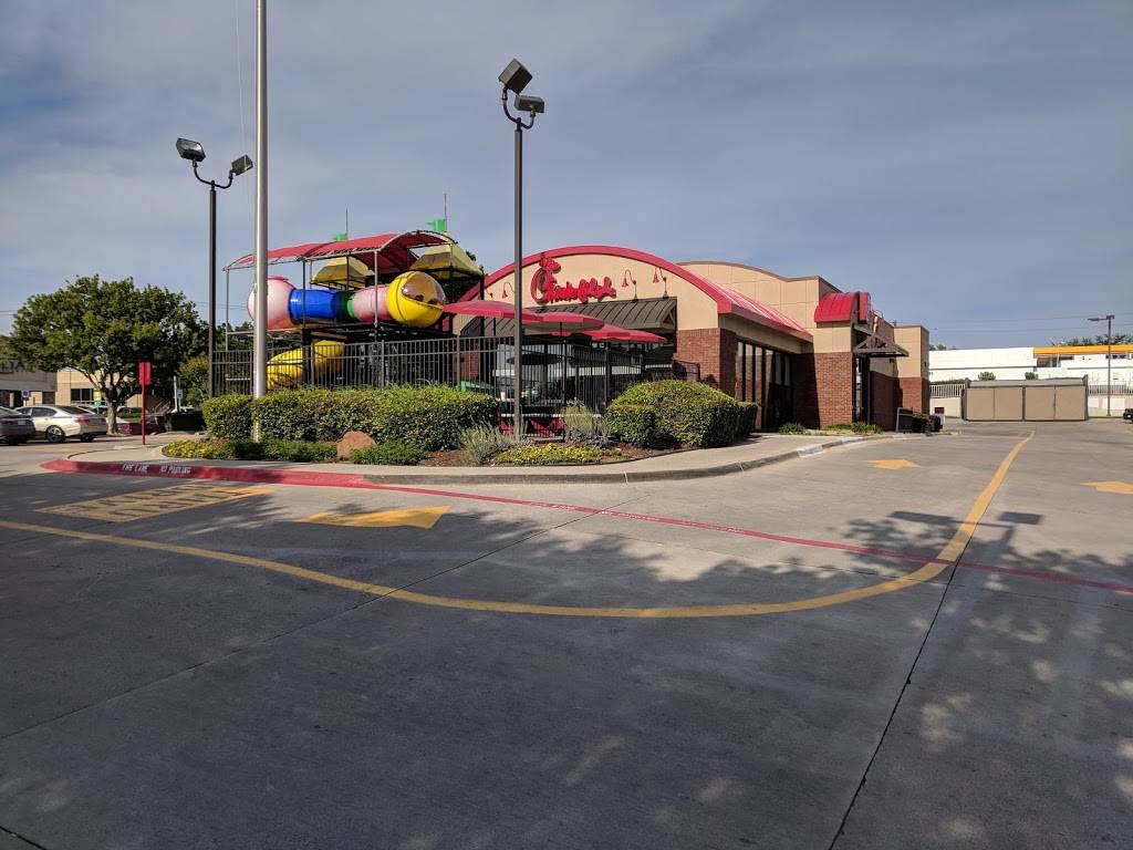 Chick-fil-A | 212 W Plano Pkwy, Plano, TX 75075, USA | Phone: (972) 578-9477