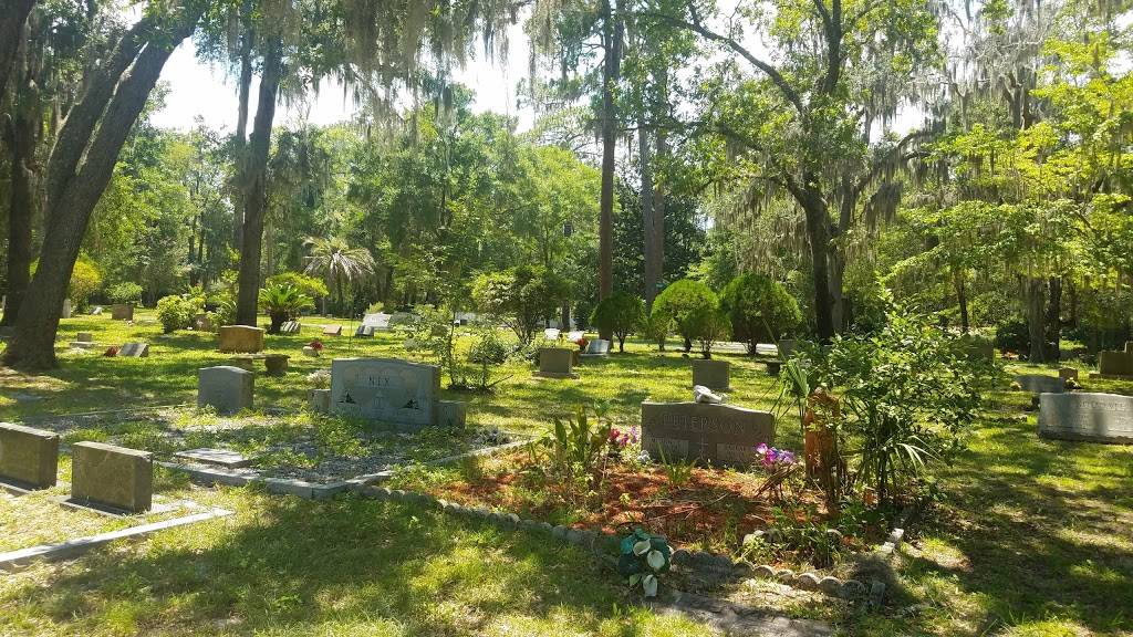 Magnolia Cemetery | 1040 Kingsley Ave, Orange Park, FL 32073, USA | Phone: (904) 264-2635