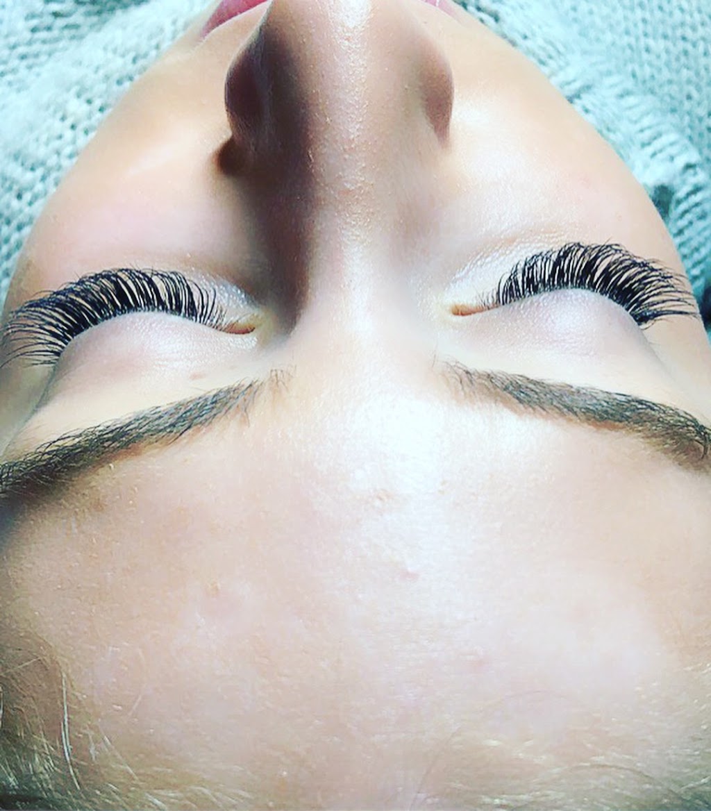 MadLash(Eyelash Extensions and Waxing) | 4805 Eisenhower Ave Suite B, Alexandria, VA 22304, USA | Phone: (571) 970-3649