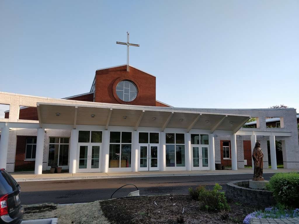 St Irenes Catholic Church | 28w441 Warrenville Rd, Warrenville, IL 60555, USA | Phone: (630) 393-2400