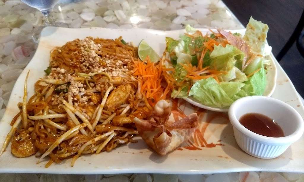 Bangkok Spices Thai Restaurant | 3627 30th St, San Diego, CA 92104, USA | Phone: (619) 281-1111