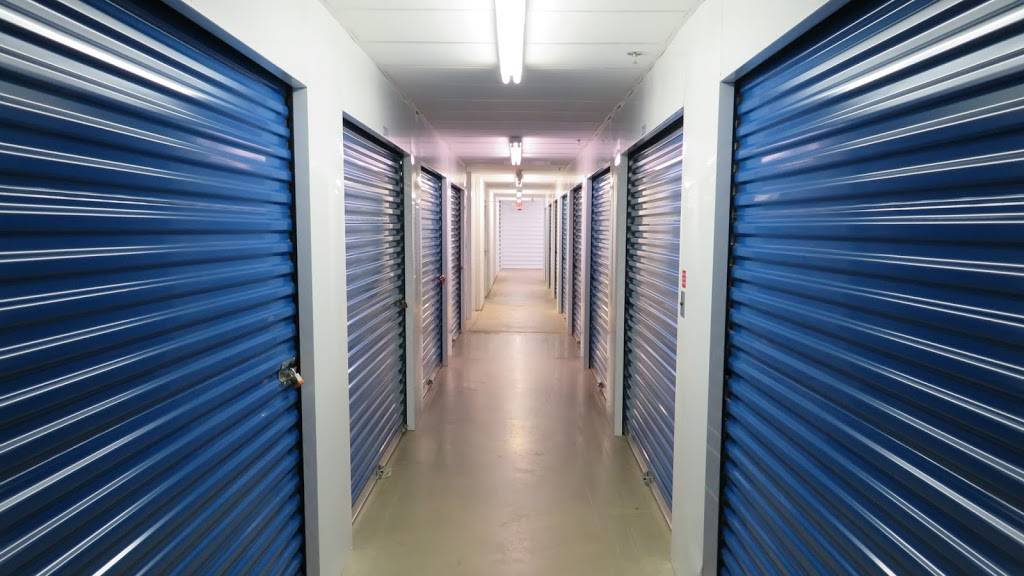 Self Storage Plus | 605 S Ball St, Arlington, VA 22202, USA | Phone: (703) 413-4833