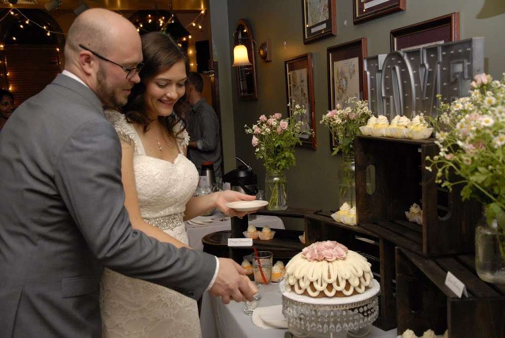 The Bundt Shoppe | 5910 S University Blvd, Greenwood Village, CO 80121, USA | Phone: (303) 798-4145