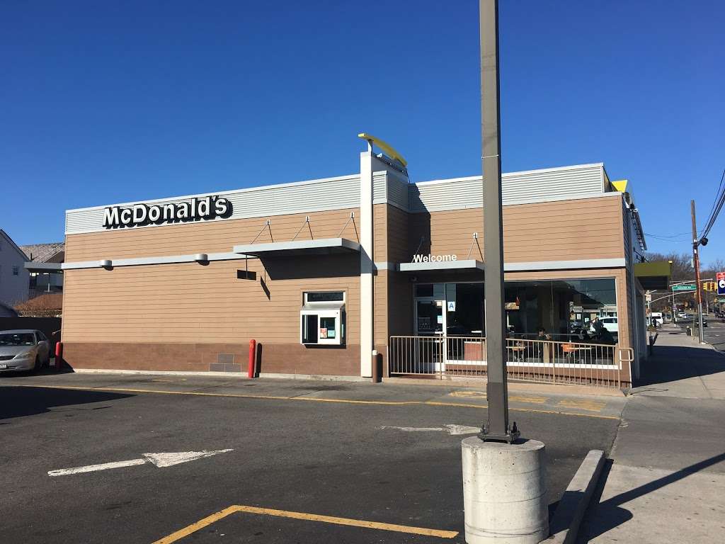 McDonalds | 88-14 Springfield Blvd, Queens Village, NY 11427, USA | Phone: (718) 217-1585