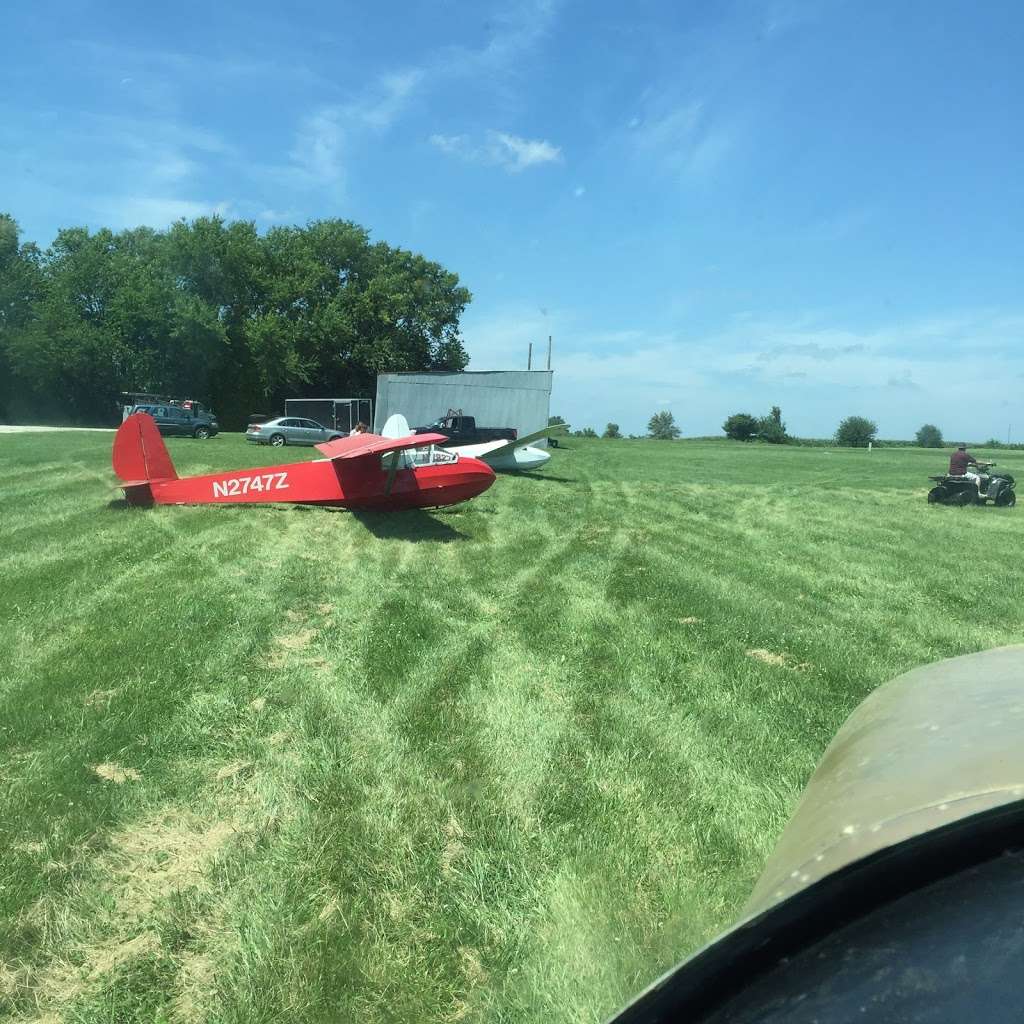 Richters Airport | Pleasant Hill, MO 64080, USA | Phone: (816) 869-3374