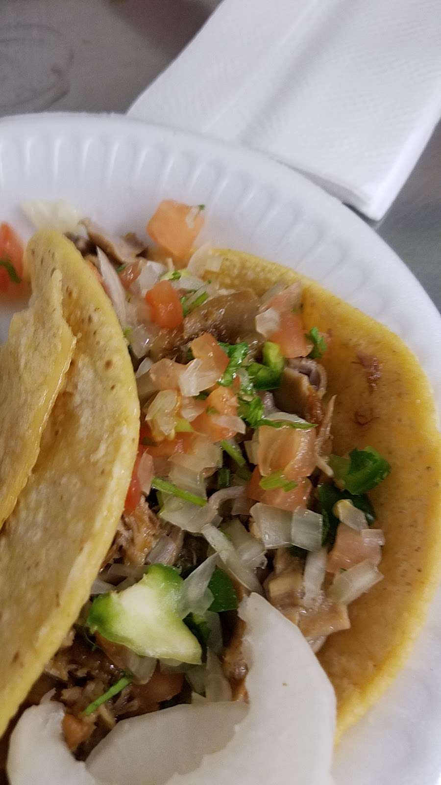 Carnitas Loya Fast Food | 10424 Laurel Canyon Blvd B, Pacoima, CA 91331 | Phone: (818) 899-4223