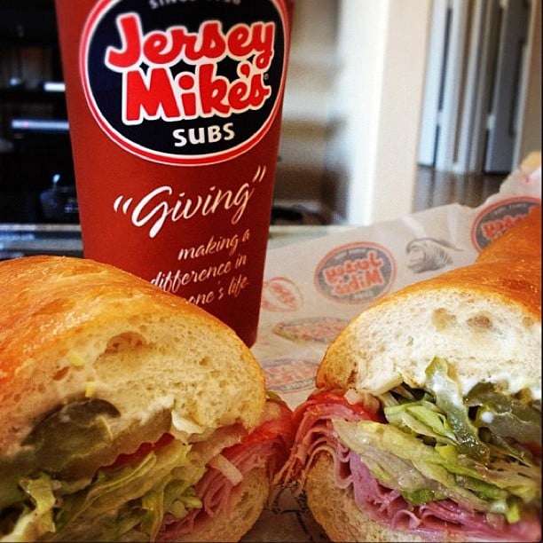 Jersey Mikes Subs | 536 E Rollins Rd, Round Lake Beach, IL 60073, USA | Phone: (224) 757-5391