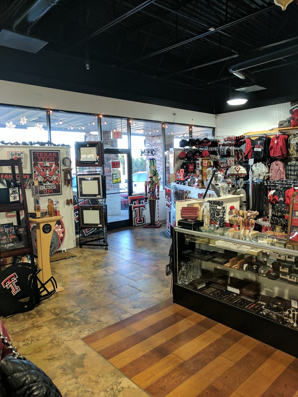 Red Raider Outfitter - Southwest | 6816 Slide Rd, Lubbock, TX 79424, USA | Phone: (806) 771-1070