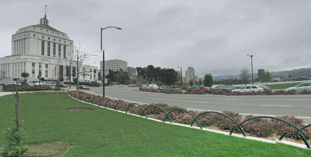 SP+ Parking | 10 10th St, Oakland, CA 94612, USA | Phone: (510) 874-7170