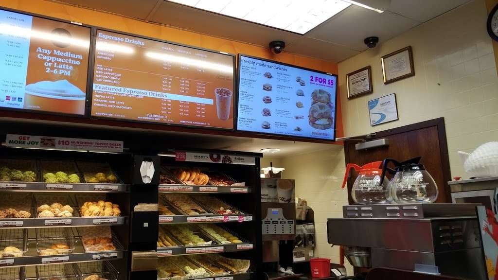 Dunkin | 1001 N Wood Ave, Roselle, NJ 07203, USA | Phone: (908) 298-6800