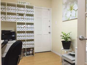 Chung Acupuncture Clinic | 14241 Imperial Hwy ste j, La Mirada, CA 90638, USA | Phone: (562) 944-0099