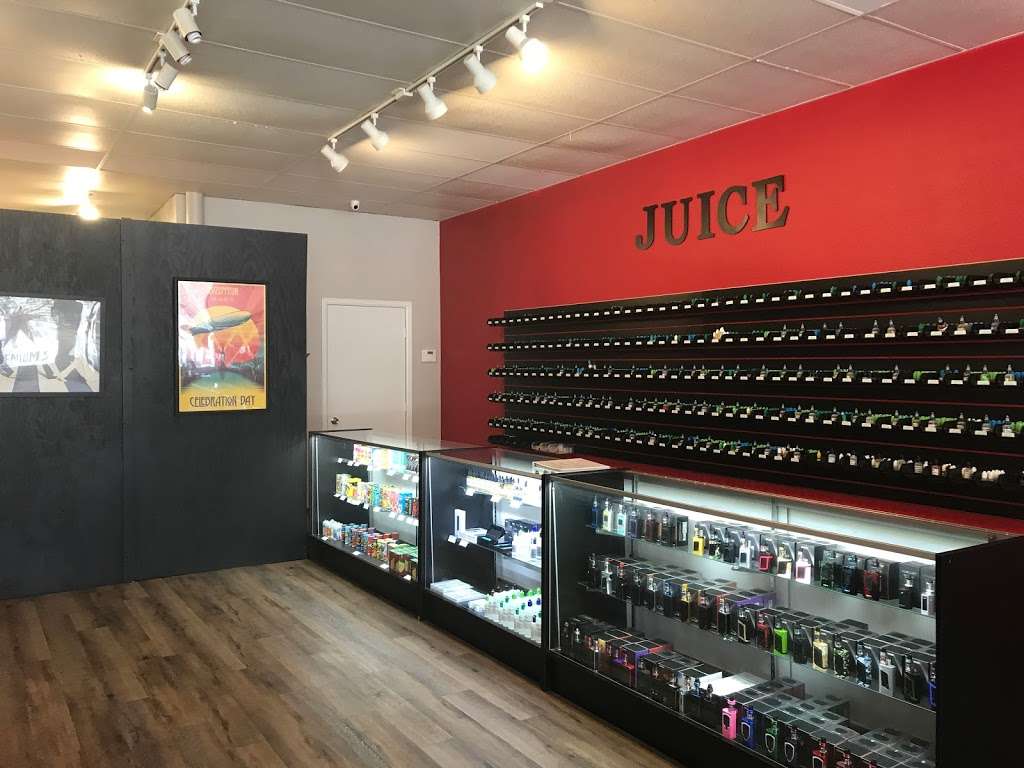 Red Star Vapor & CBD | 1108 Main St, Longmont, CO 80501 | Phone: (720) 412-2939