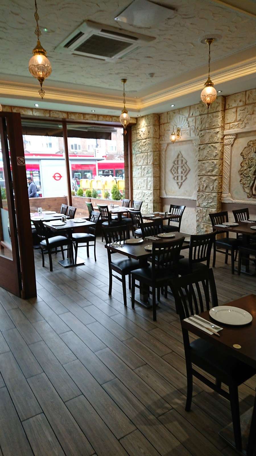 Lezziz Charcoal Grill Kingsbury | 539-541 Kingsbury Road, London NW9 9EG, UK | Phone: 020 8204 6978