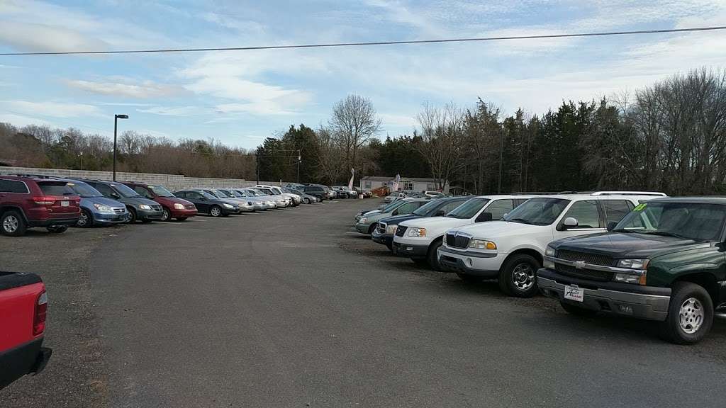 Auto Land of Thornburg | 6433 S Roxbury Mill Rd, Spotsylvania Courthouse, VA 22551 | Phone: (540) 805-5211