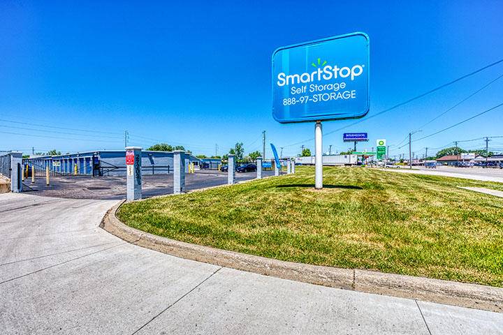 SmartStop Self Storage | 27203 Groesbeck Hwy, Warren, MI 48089 | Phone: (586) 924-4062