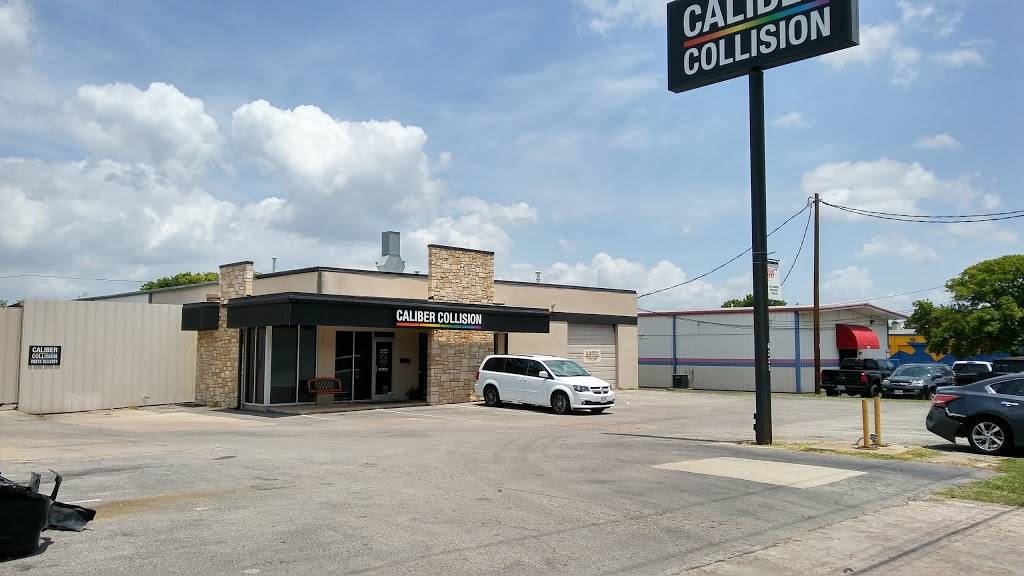 Caliber Collision | 6222 Manchaca Rd, Austin, TX 78745, USA | Phone: (512) 443-4862