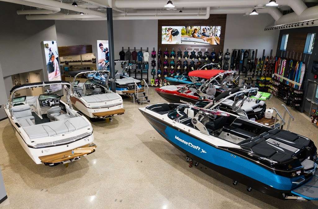 Action Water Sports | 1251 Holy Cow Rd, Polk City, FL 33868, USA | Phone: (863) 576-2288