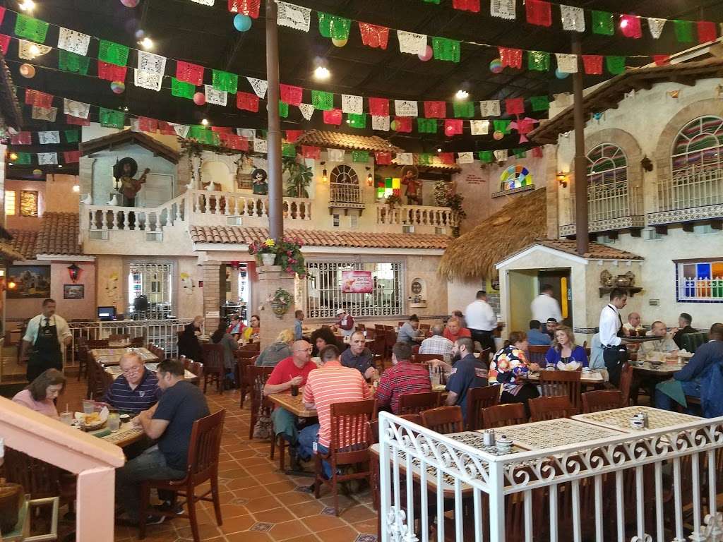 La Hacienda Mexican Restaurant | 12503 Telge Rd, Cypress, TX 77429, USA | Phone: (281) 373-0300