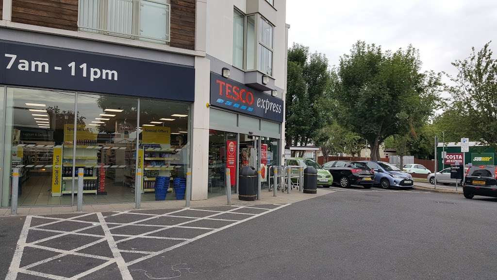 Tesco Express | 107 Waterhouse Ln, Chelmsford CM1 2RY, UK | Phone: 0345 671 9617