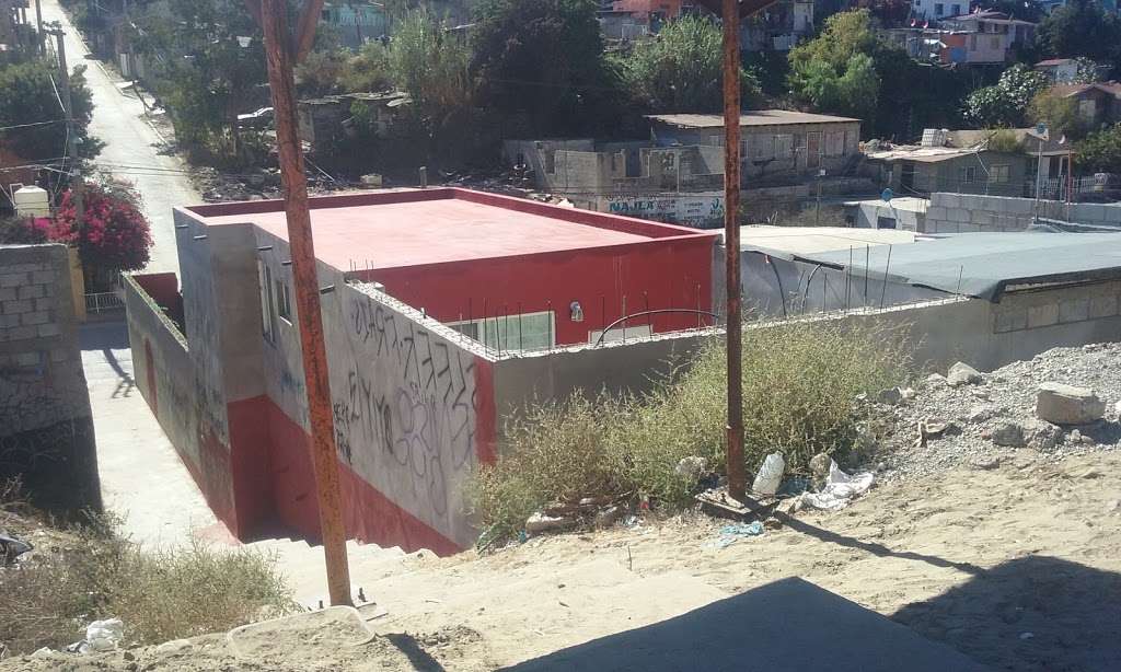 bravos market | Rampa Guadalupe Victoria, Pedregalde Sta Julia, 22604 Tijuana, B.C., Mexico | Phone: 664 549 2529