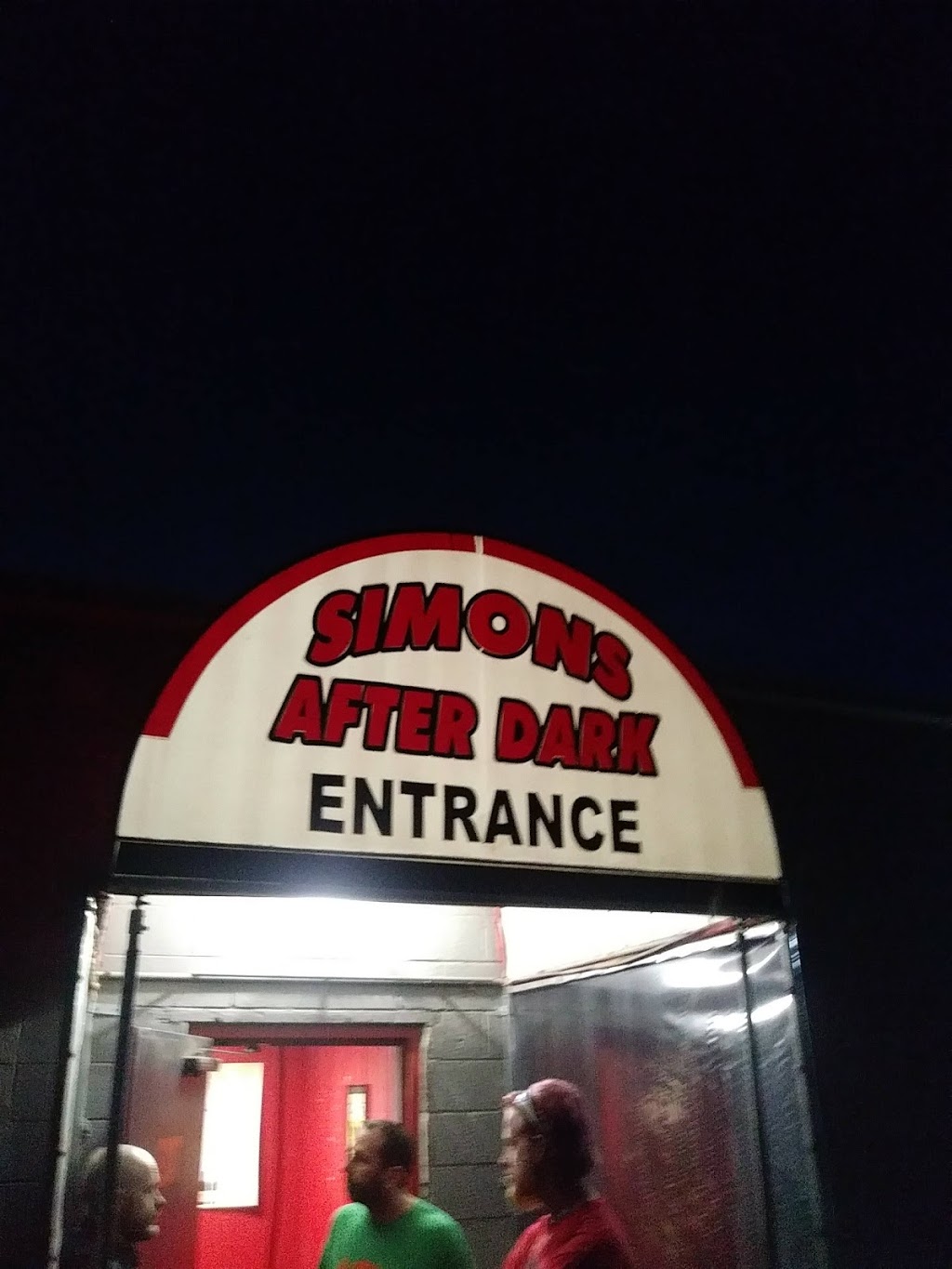 Simons After Dark | 4936 Allen Rd, Allen Park, MI 48101, USA | Phone: (313) 388-8808