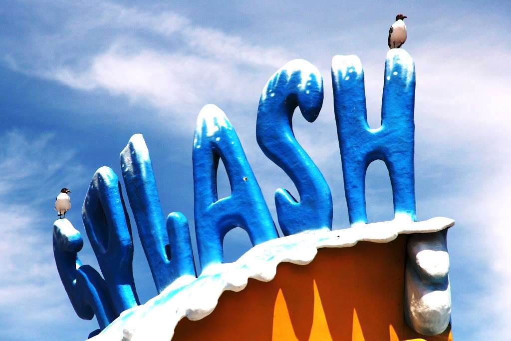 Raging Waters Water Park | 3501 Boardwalk, Wildwood, NJ 08260, USA | Phone: (609) 522-3900