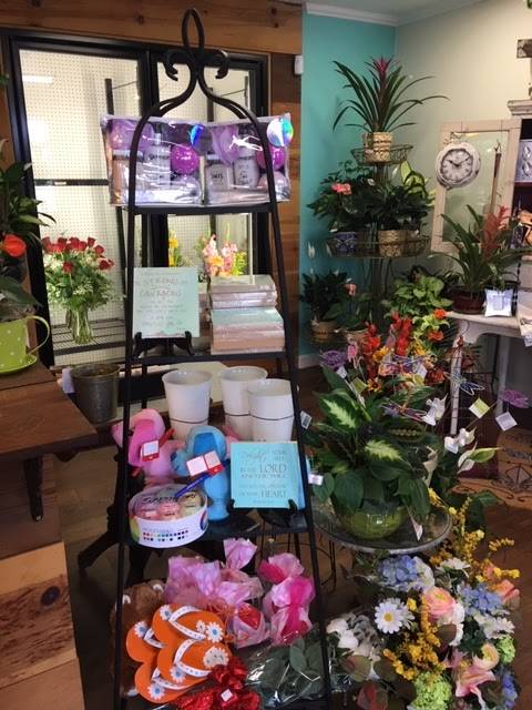 Don Lyn Florist | 5630 Main St, Zachary, LA 70791, USA | Phone: (225) 654-4551