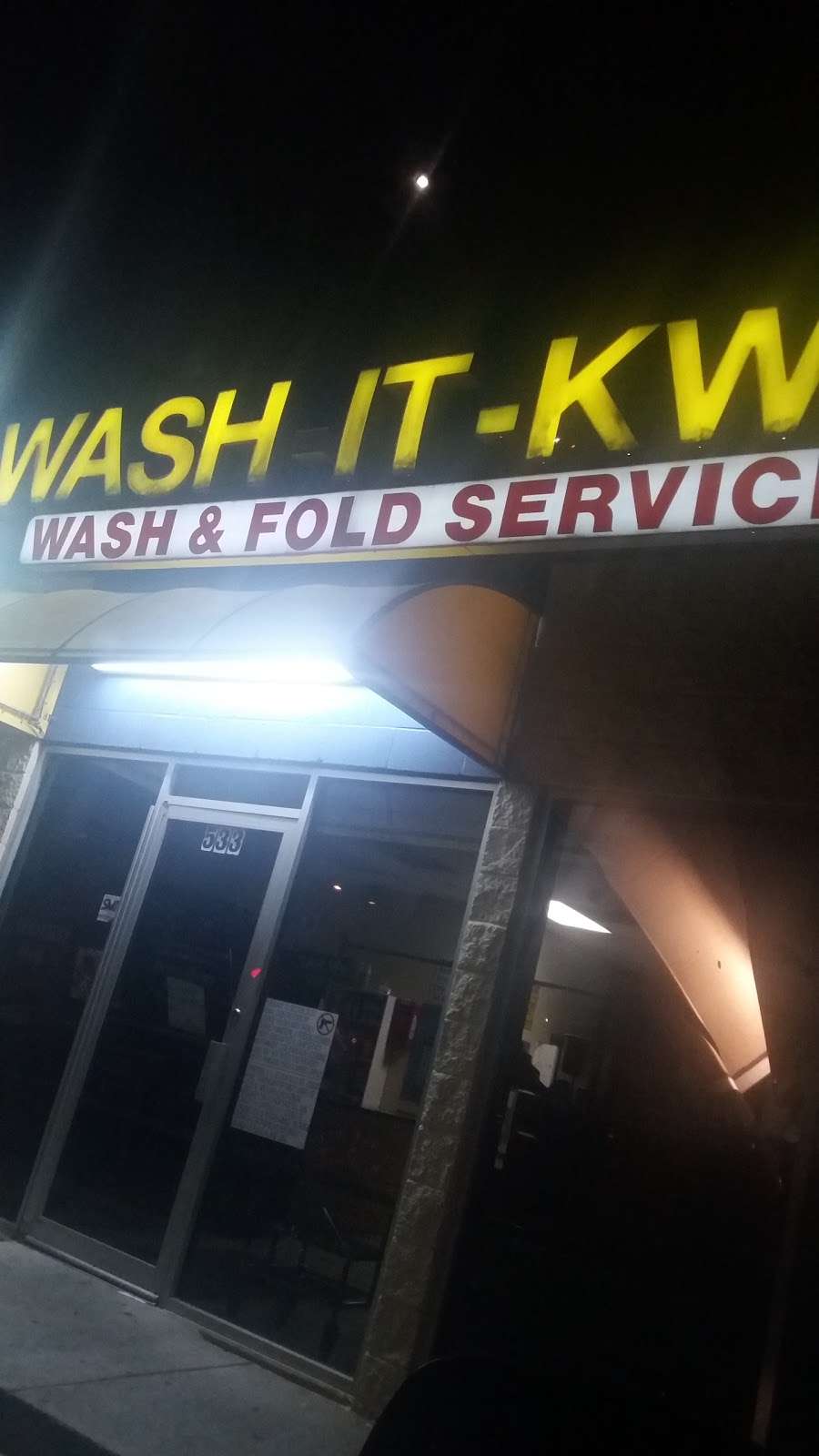 Wash-It-Kwik Super Laundry Center | 533 E Belt Line Rd, Cedar Hill, TX 75104, USA | Phone: (972) 291-9800