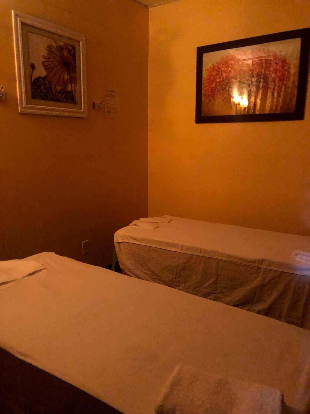 Therapy Massage | 14717 Rinaldi St, San Fernando, CA 91340, USA | Phone: (818) 617-0097