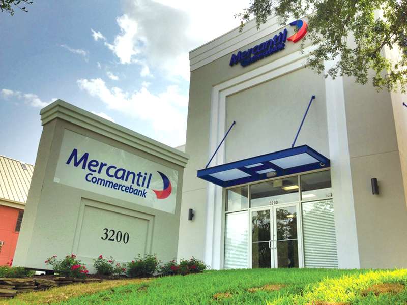 Mercantil Bank | 3200 S Shepherd Dr, Houston, TX 77098, USA | Phone: (281) 417-1880