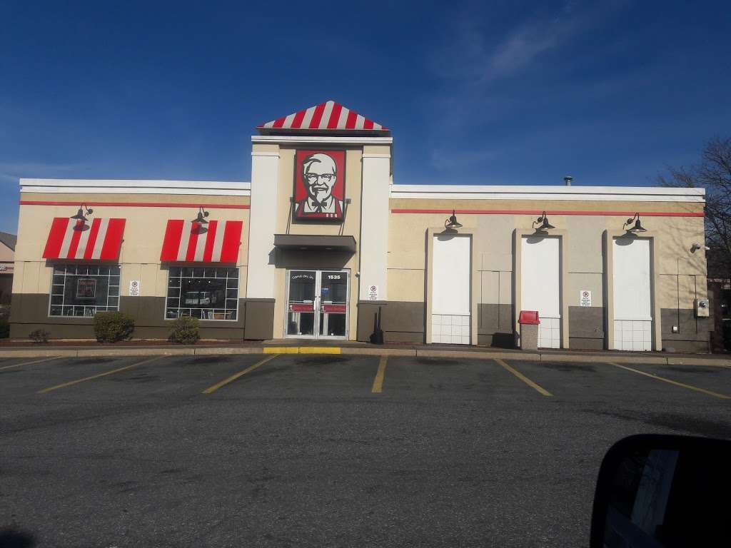 KFC | 1535 Manheim Pike, Lancaster, PA 17601, USA | Phone: (717) 569-5094