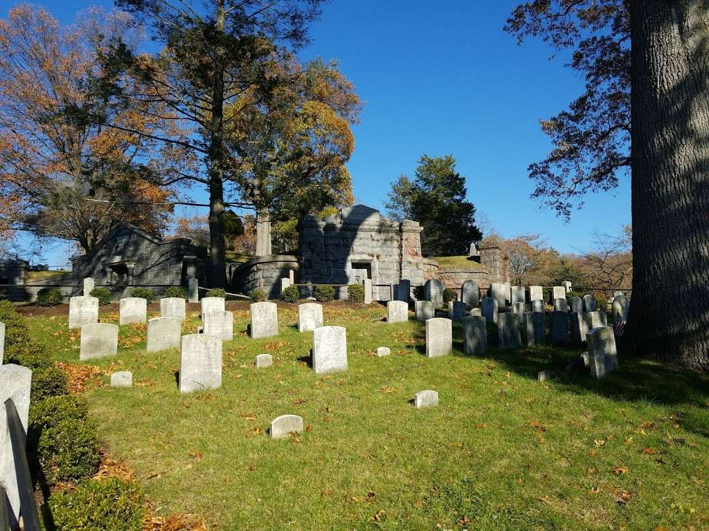 Old Dutch Burying Ground | 430 Broadway, Sleepy Hollow, NY 10591