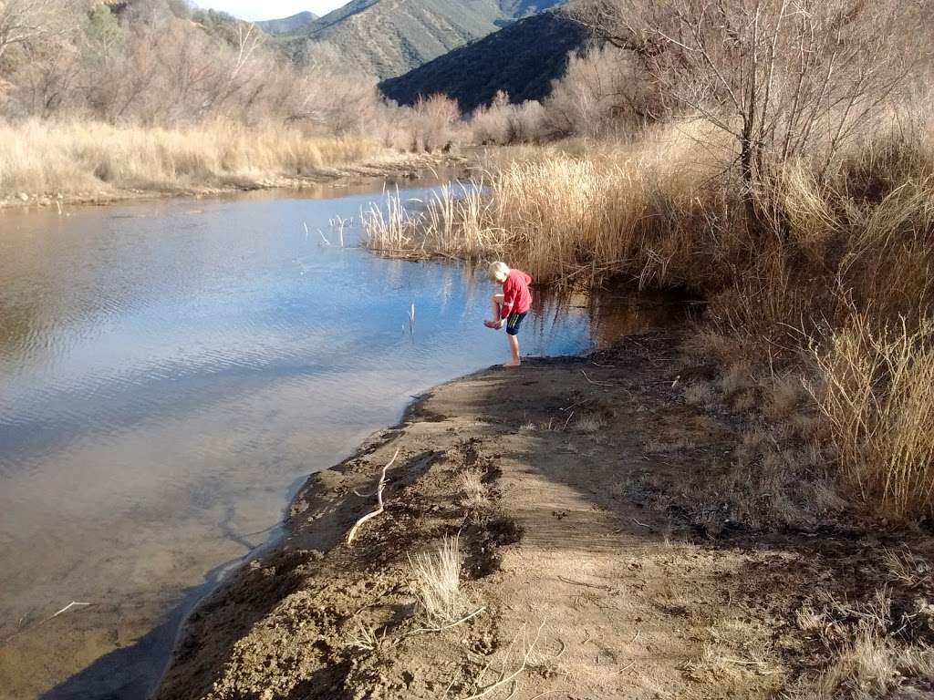 Piedra Blanca Trailhead | Rose Valley Rd, Ojai, CA 93023, USA | Phone: (661) 245-3731