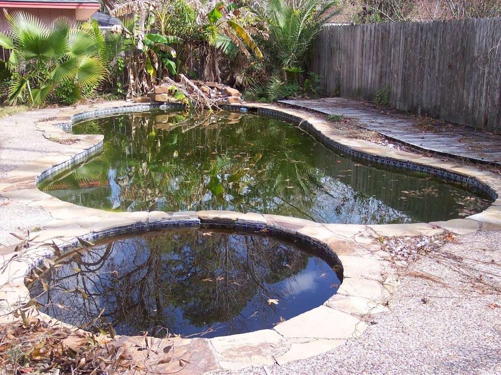 Sparkling Pools | 26031 Leafywood Dr, Spring, TX 77386, USA | Phone: (832) 594-9494