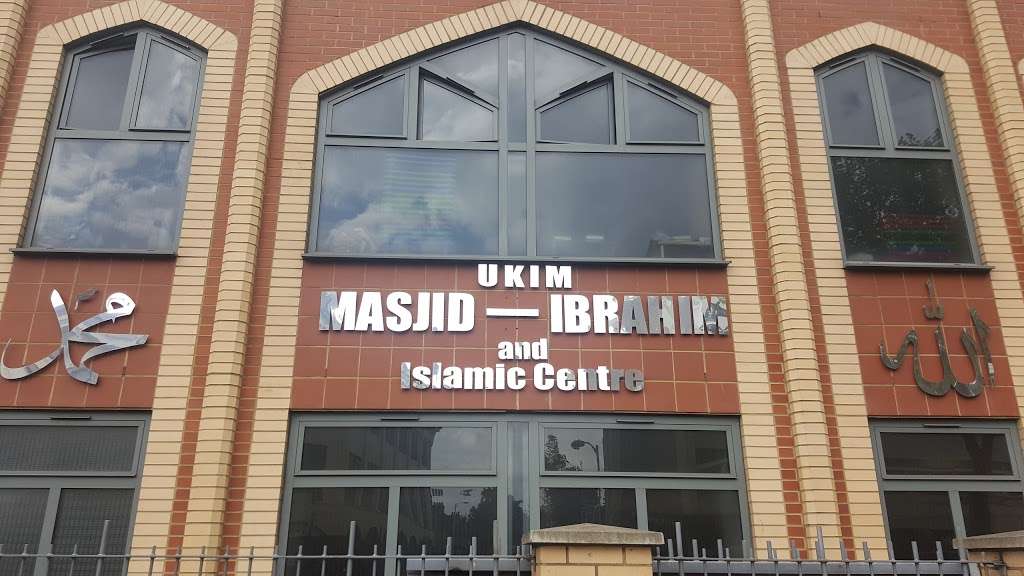 Masjid Ibrahim & Islamic Centre | 721-723 Barking Rd, London E13 9EU, UK | Phone: 07794 852646