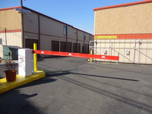 Clifton Rt. 46 Self Storage | 678 US-46, Clifton, NJ 07013 | Phone: (973) 772-1300