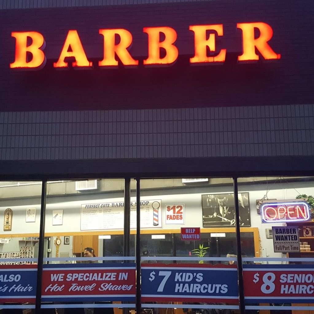 Perfect Cuts Barber Shop | 74 Deer Shore Square, North Babylon, NY 11703, USA | Phone: (631) 482-1318