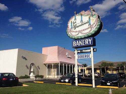 Gambinos Bakery | 4821 Veterans Memorial Blvd, Metairie, LA 70006, USA | Phone: (504) 885-7500