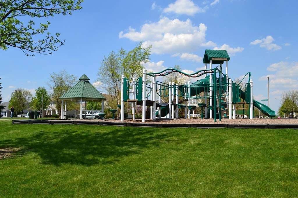 Chestnut Pointe Park | 3037 Chestnut Pointe Dr, New Lenox, IL 60451 | Phone: (815) 485-3584