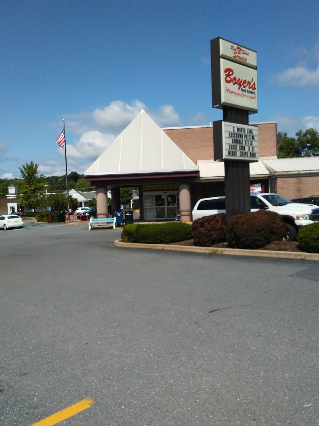 Boyers Food Market Orwigsburg | 329 S Liberty St, Orwigsburg, PA 17961, USA | Phone: (570) 366-0471