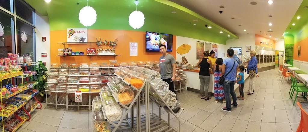 Yogurt Americas Cup | 427 E 17th St E, Costa Mesa, CA 92627, USA | Phone: (949) 650-2447