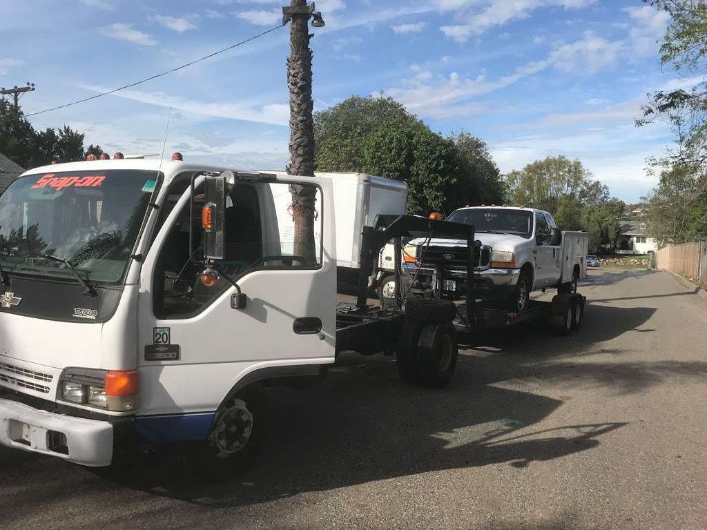 AAA Mobile Truck and Tire Repair | 2059 Catalina Ave, Vista, CA 92084, USA | Phone: (760) 521-8738