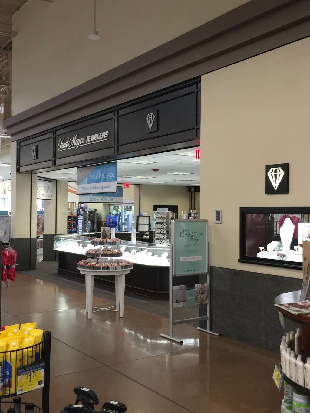 Fred Meyer Jewelers | 6922 W 10th St, Greeley, CO 80634, USA | Phone: (970) 392-4170